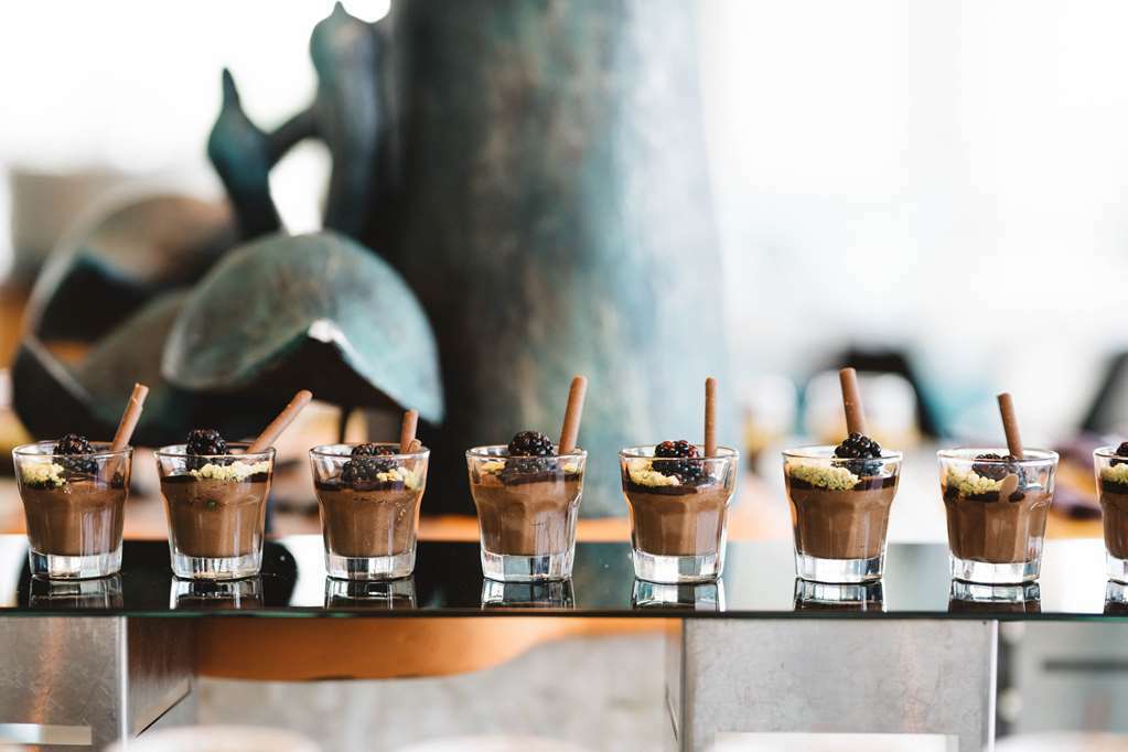 Symphony Style Hotel Kuwait الكويت المطعم الصورة